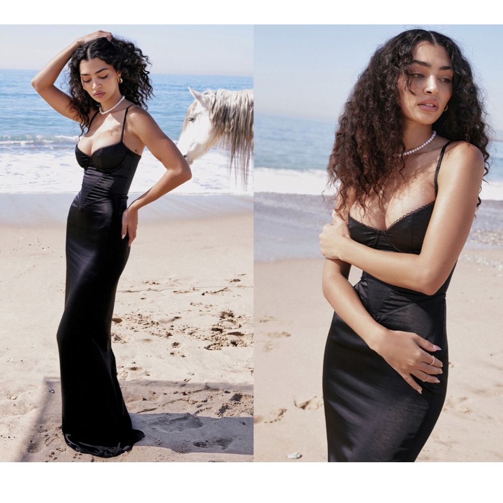 House of CB Black Bodycon Sweetheart Maxi Dress